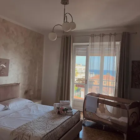 公寓 Vista Mare 2 150 Mt From Sea 圣巴特罗摩艾美尔